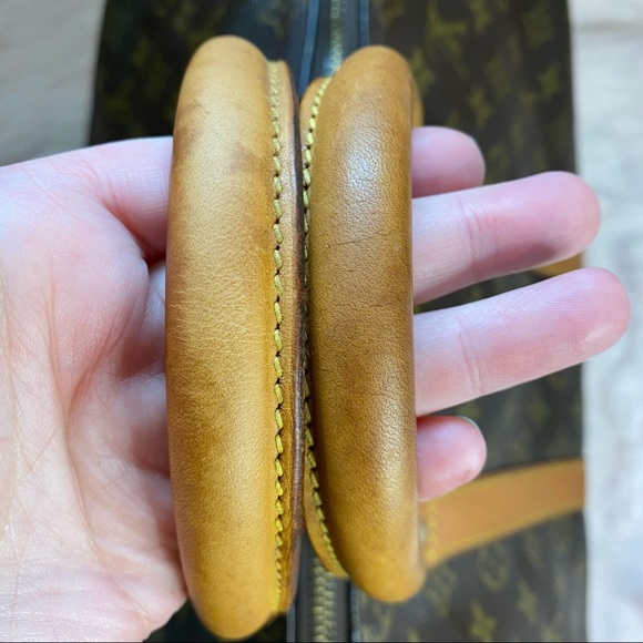 🟥 SOLD! Louis Vuitton Keepall 45 Duffle Bag Luggage - Picture 13 of 17